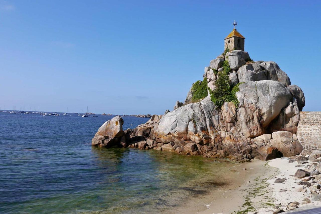 Jacuzzi Professionel Les Pieds Dans L'Eau Plage A 50 M Trevou-Treguignec Exterior photo